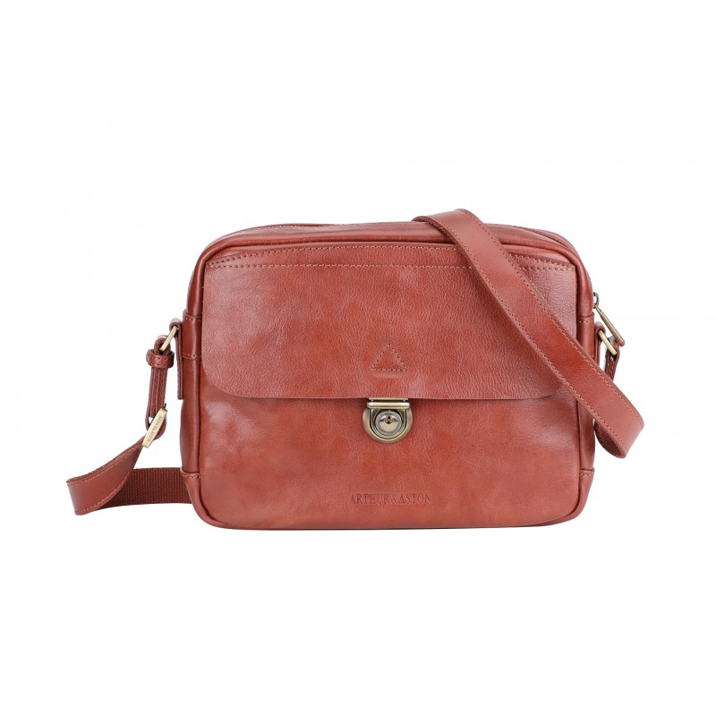 Sac besace Sergio cuir vachette végétal Sac besace Sergio cuir vachette végétal