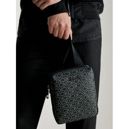 Sac Travers CK Must en Synthétique