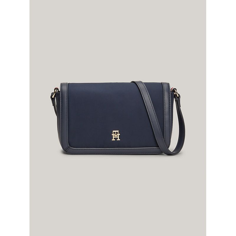 Sac Travers Essential en Synthétique Sac Travers Essential en Synthétique