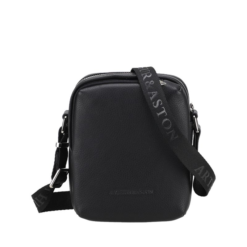 Le petit sac Travers Thomas Le petit sac Travers Thomas