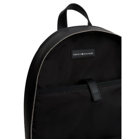 Sac à dos à logo en métal 
