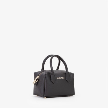 Sac Travers Fall 