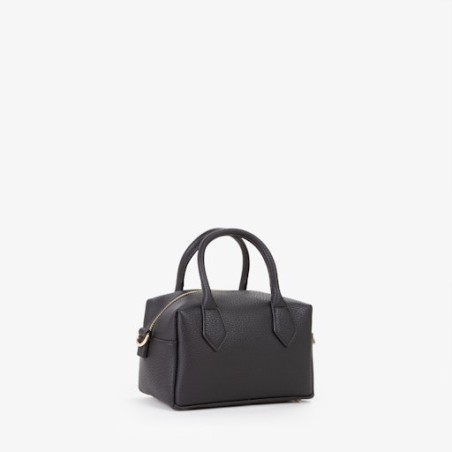 Sac Travers Fall 