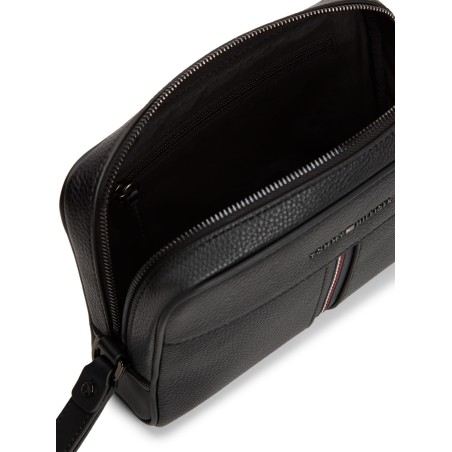 TH central pouch