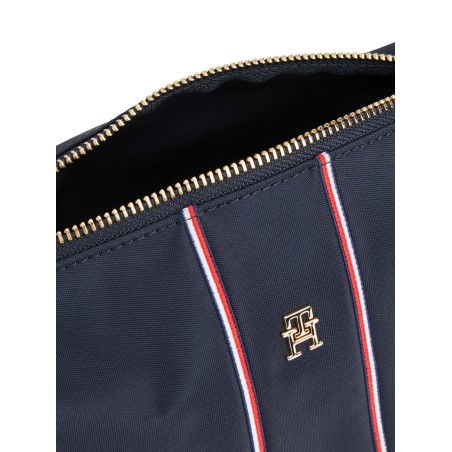 TH icon washbag