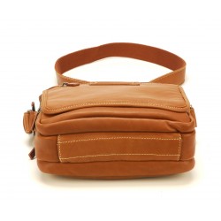 Grande sacoche rabat cuir Johany Grande sacoche rabat cuir Johany